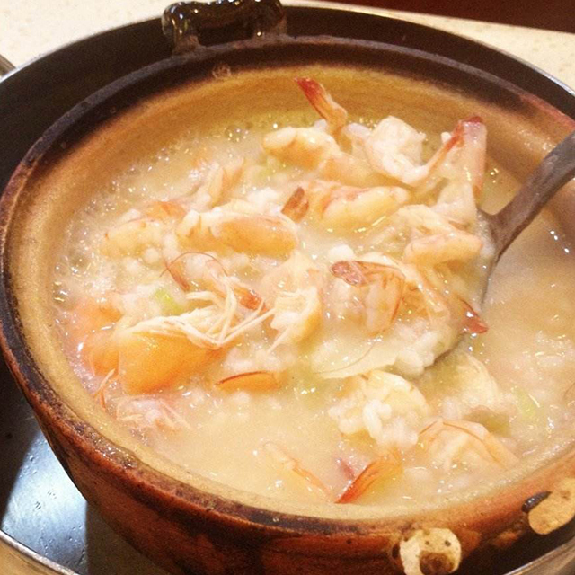 秋天的开始，你需要一碗潮汕海鲜砂锅粥