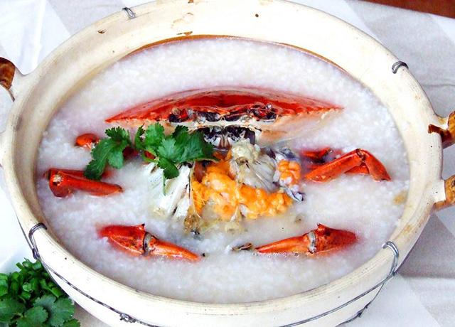 秋天的开始，你需要一碗潮汕海鲜砂锅粥